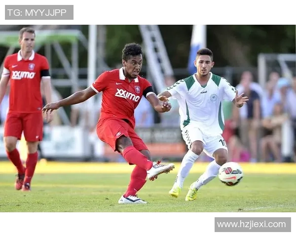 海牙与兹沃勒激战正酣比分走势引人关注